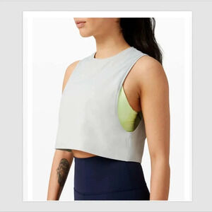 Lululemon New Muscle Love Crop Tank Tough Size 6 Mint Green Yoga Workout Top NWT